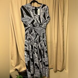 Westbound Long maxi dress Black and White NWT